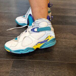 LIKE NEW Nike Air Jordan 8 Retro White Teal Purple Yellow Sneakers Size 8.5